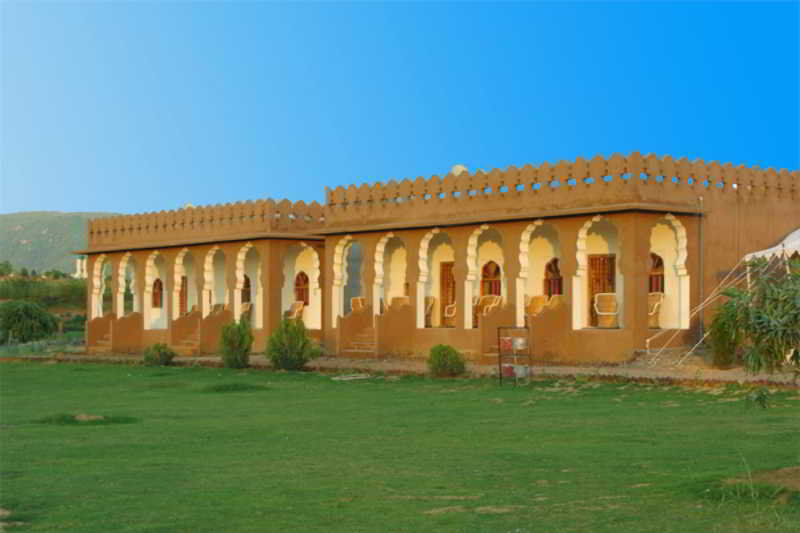 Regenta Resort Pushkar Fort Exterior photo